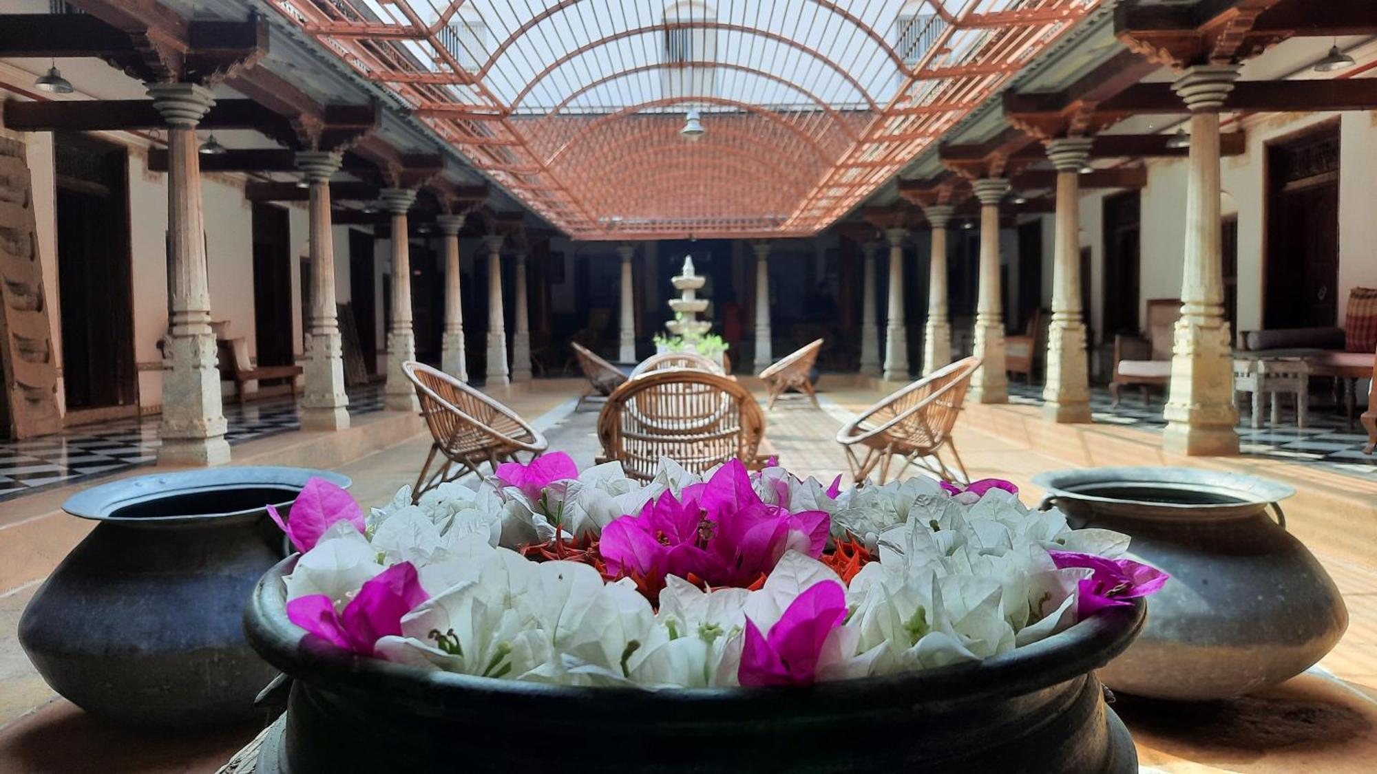 Saratha Vilas Chettinad Kānādukāttān Bagian luar foto